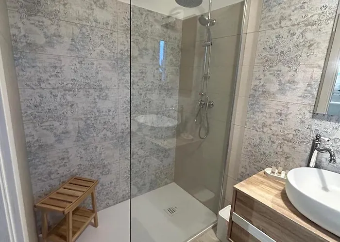 Marisol 招待所 切萨雷奥港